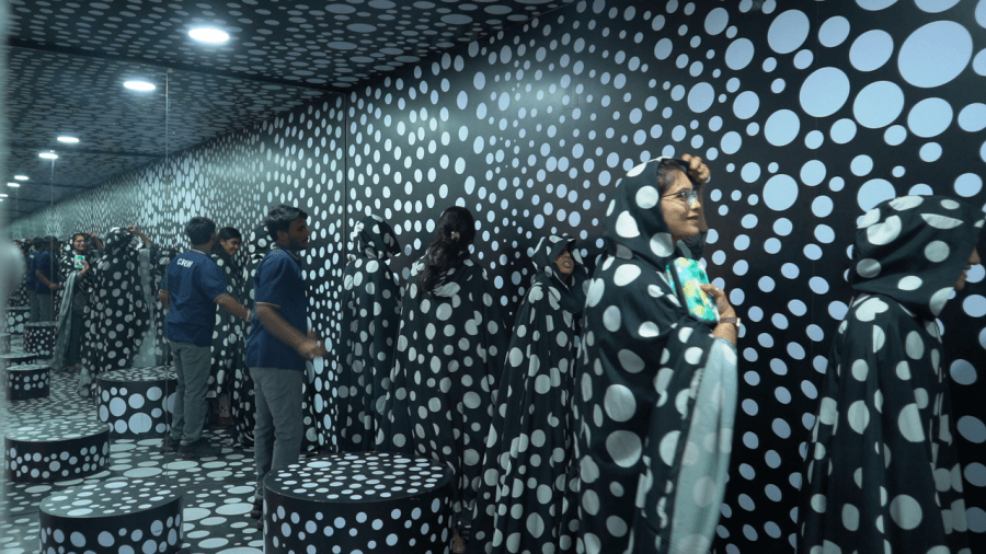 3D CAMOUFLAGE ROOM
