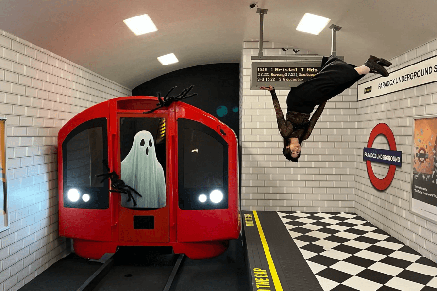 C'ERA UNA VOLTA UN PARADOX…